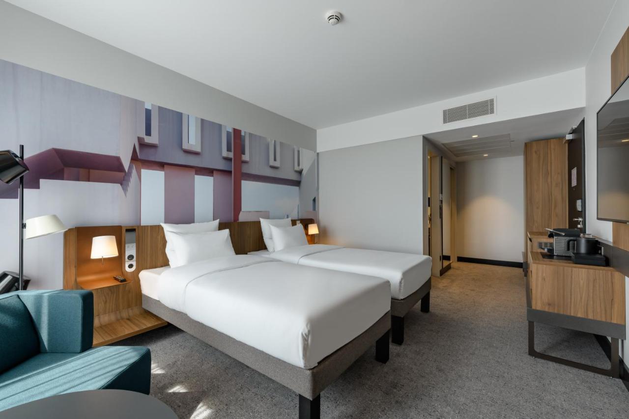 Novotel Regensburg Zentrum Bagian luar foto