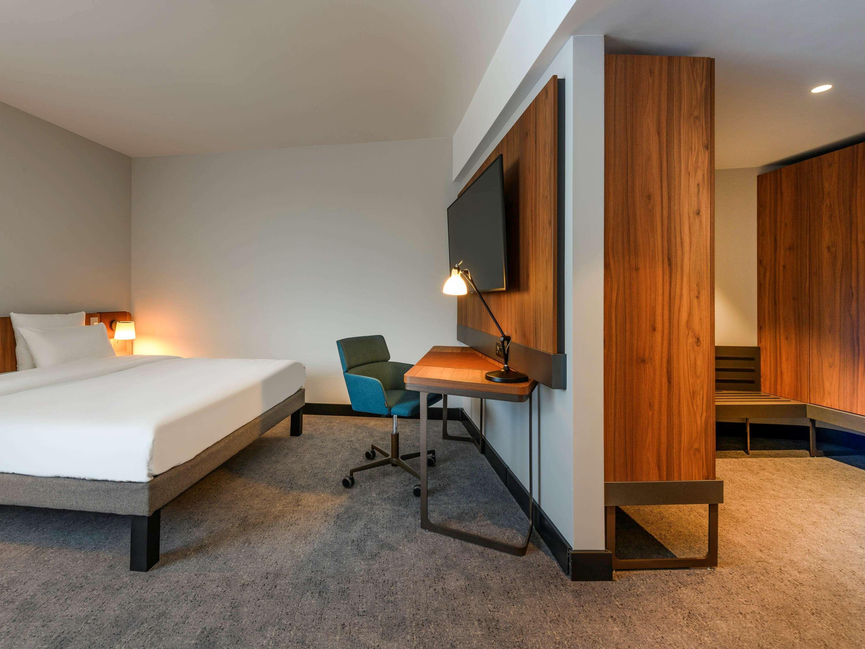 Novotel Regensburg Zentrum Bagian luar foto