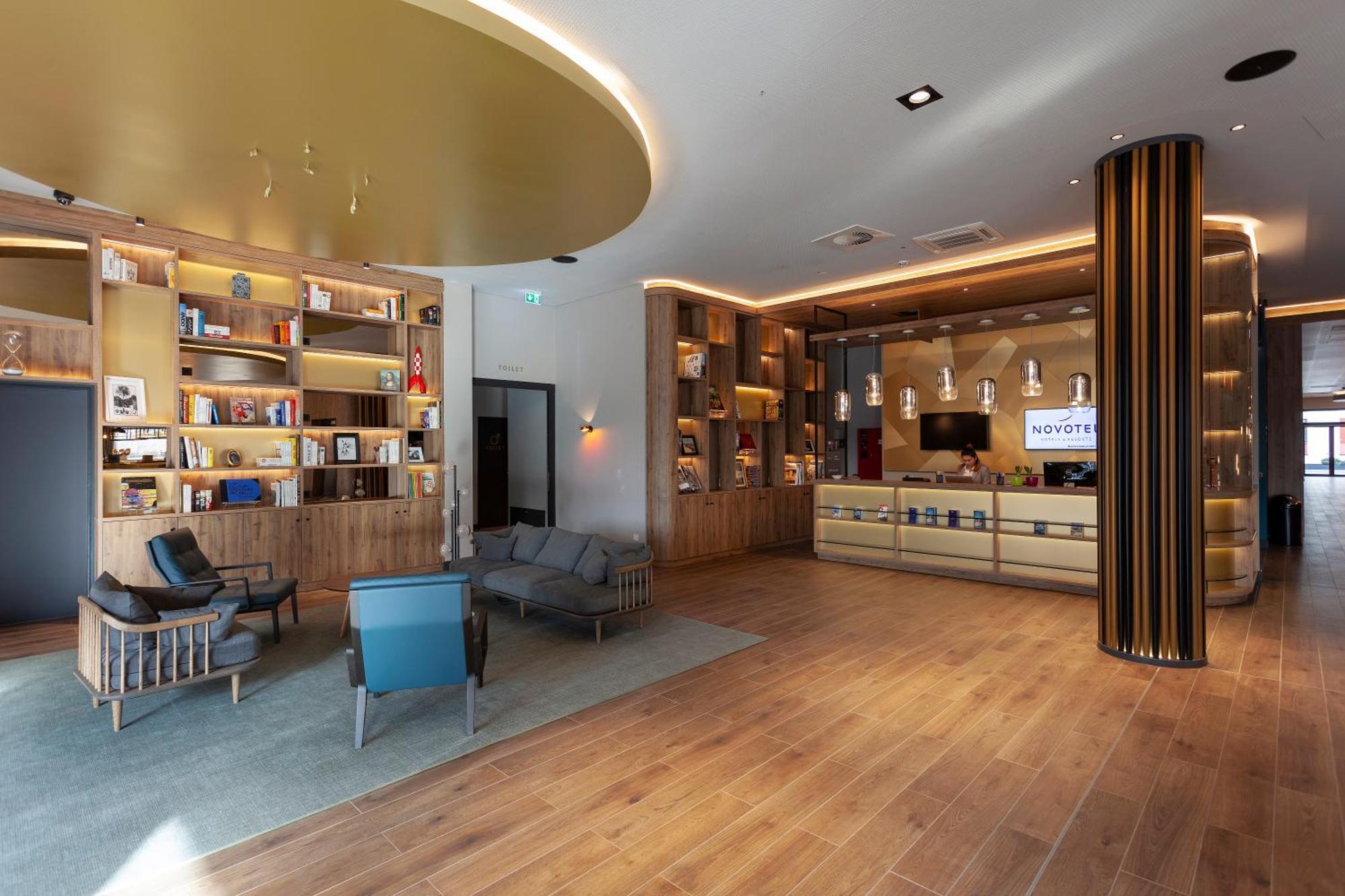 Novotel Regensburg Zentrum Bagian luar foto